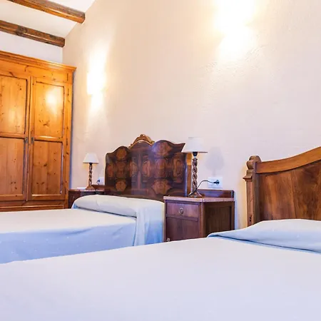 Country house Sant Dionis Campllong